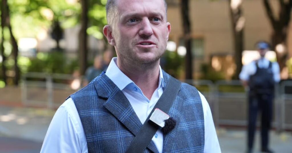 Tommy Robinson „von Anti-Terror-Polizei festgenommen“