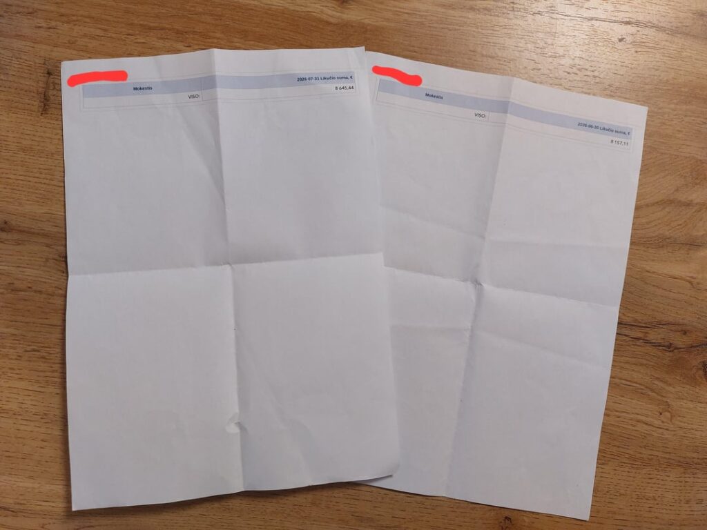 Abwechselnde Blätter mit zunehmender Menge Abwechselnde Blätter mit zunehmender Menge