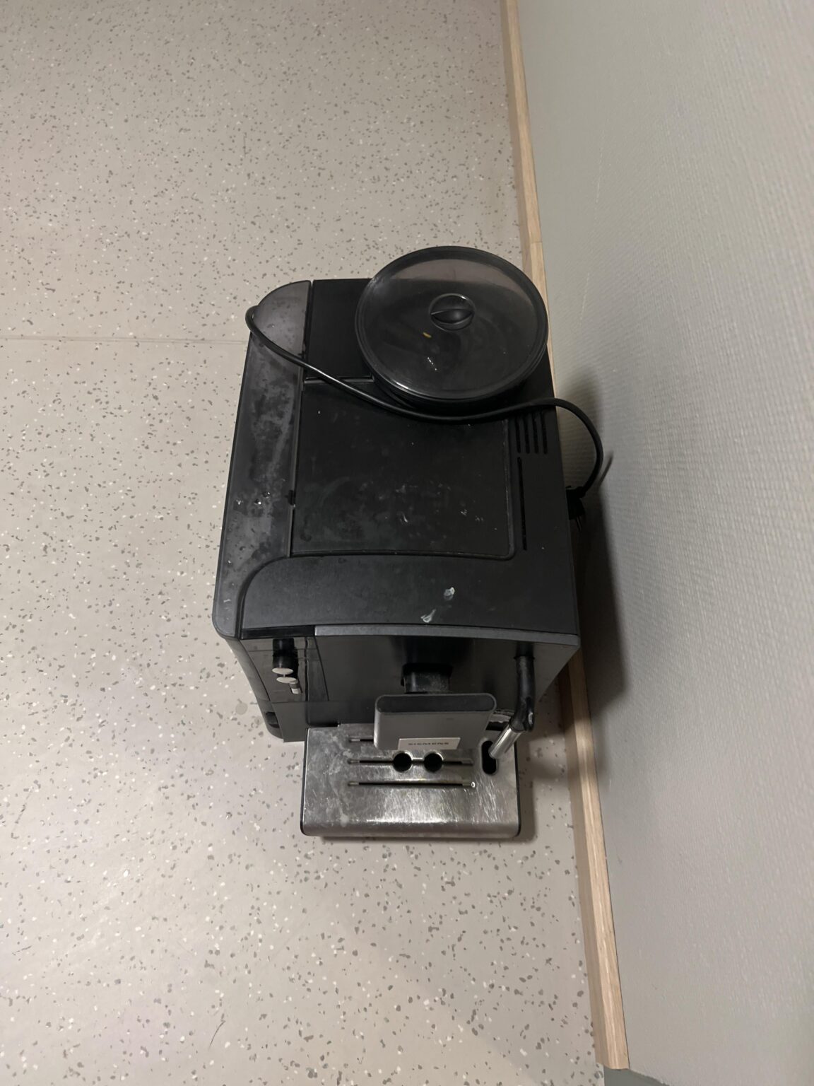 Die gebrauchte Kaffeemaschine werde ich nicht los Die gebrauchte Kaffeemaschine werde ich nicht los