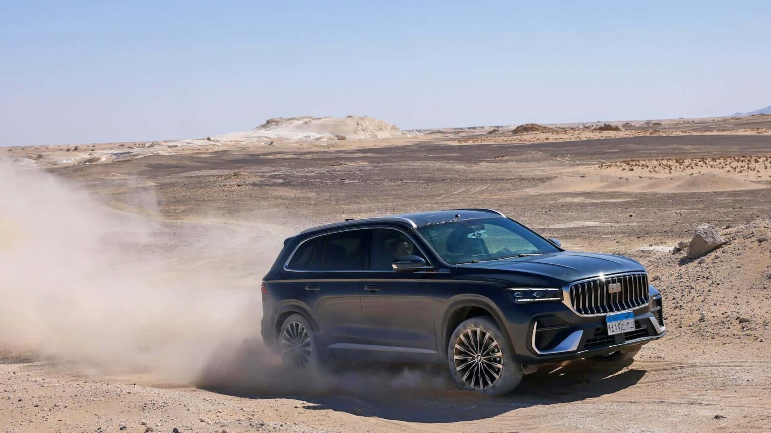 Geely zeigt neuen Plug-in-Hybrid-SUV in Paris: Monjaro EM-i PHEV feiert Europa-Premiere Max Verstappen - Red Bull - GP Bahrain - Malaysia - Sepang - 2026