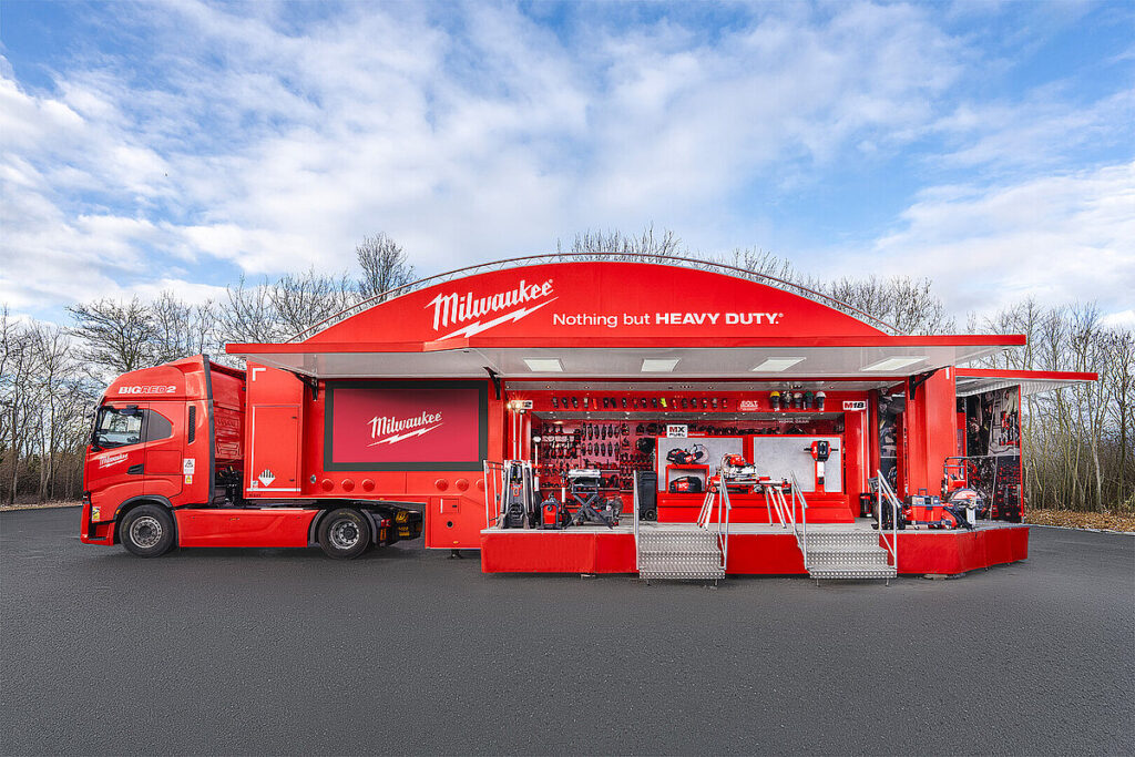 Techtronic Industries Central Europe GmbH: „Big Red Truck“ von Milwaukee tourt durch DACH-Region Techtronic Industries Central Europe GmbH: „Big Red Truck“ von Milwaukee tourt durch DACH-Region