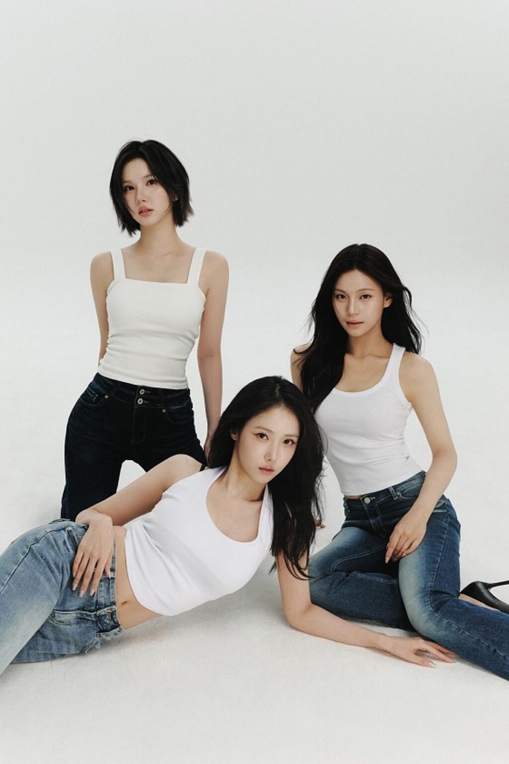 VIVIZ-Mitglieder (Eunha, SinB, Umji) haben Exklusivverträge mit UNCORE unterzeichnet + Gespräche mit der ehemaligen Agentur laufen über die Verwendung des Teamnamens