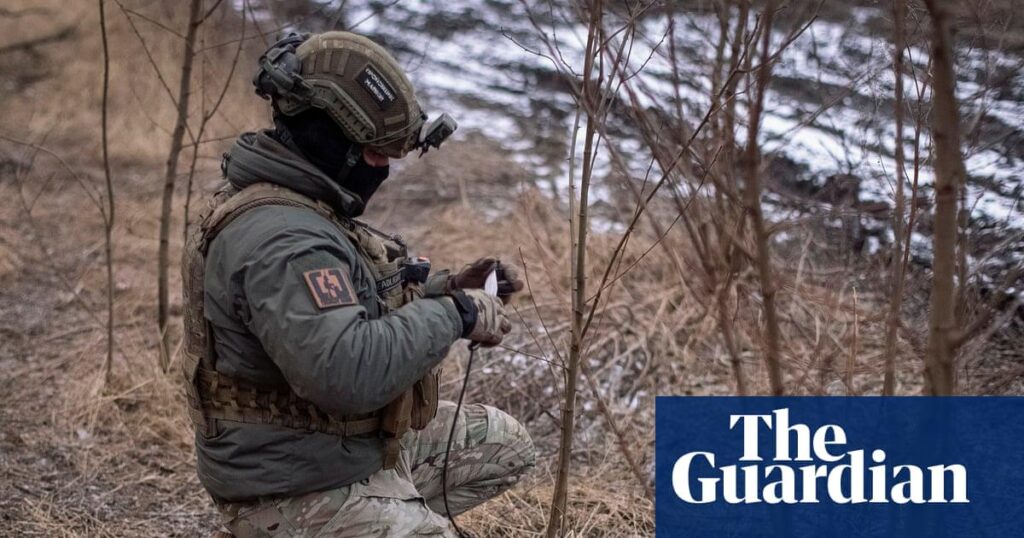 Ukrainische Soldaten im Kampf haben nur eingeschränkten Zugang zum Starlink-Satelliteninternet. Handelt Musk im Namen Russlands? Ukrainische Soldaten im Kampf haben nur eingeschränkten Zugang zum Starlink-Satelliteninternet. Handelt Musk im Namen Russlands?