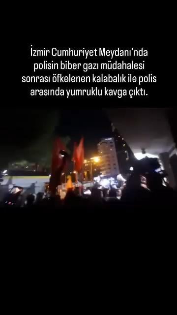 Es kam zu Auseinandersetzungen zwischen den Bewohnern von Izmir und der Polizei