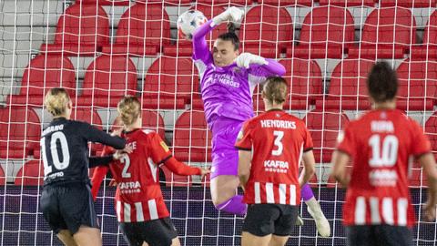 Laura Freigang trifft gegen Eindhoven
