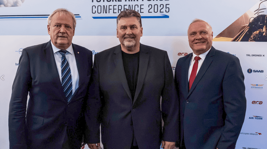 „Ich habe die Meinungen, die ich habe.“ Ein Mann mit pro-russischen Beziehungen ist Gastgeber der Konferenz für das Militär „Ich habe die Meinungen, die ich habe.“ Ein Mann mit pro-russischen Beziehungen ist Gastgeber der Konferenz für das Militär